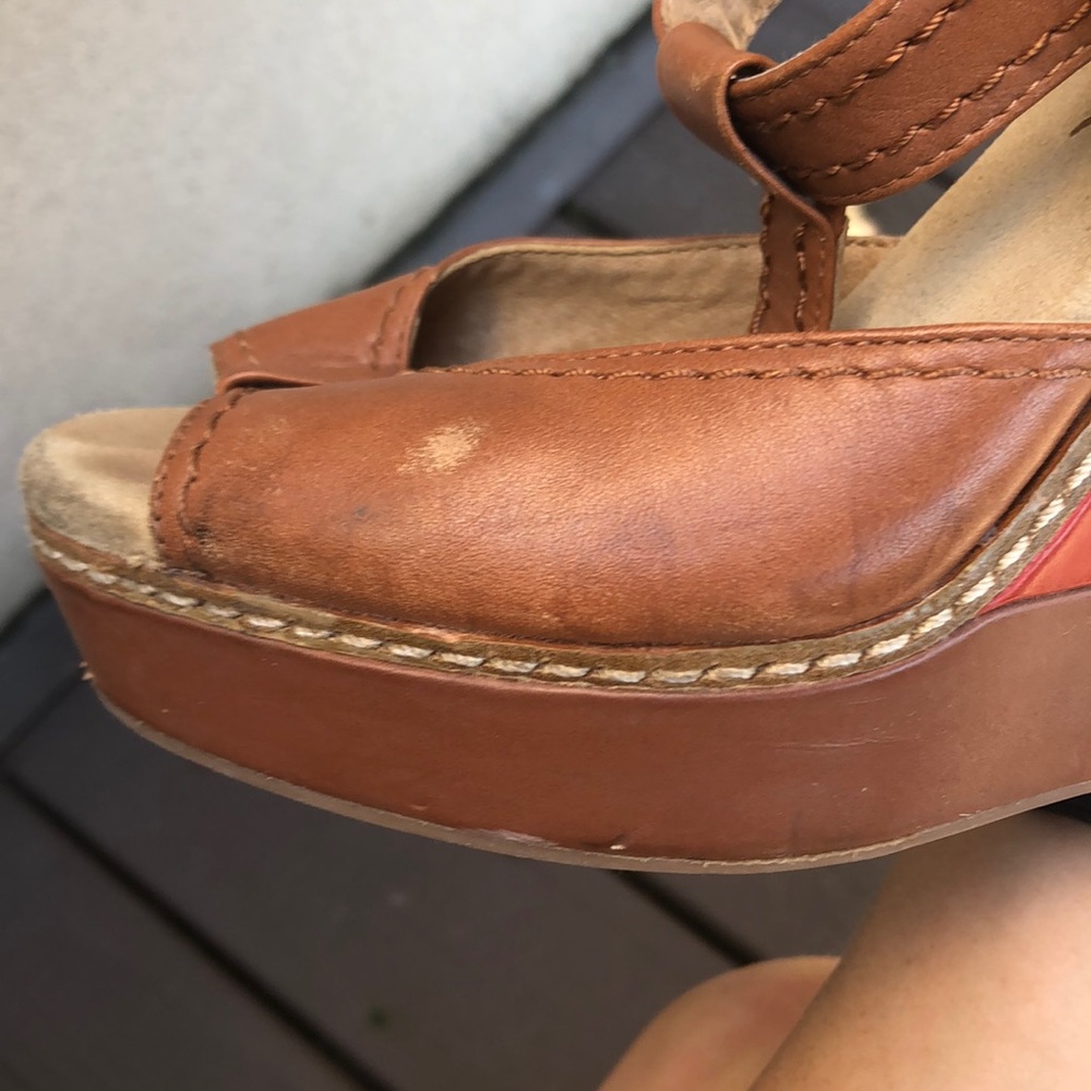 Splendid Wedges - Picture 3 of 6